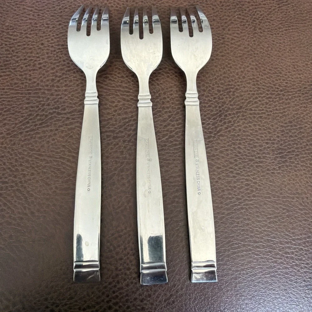 Cambridge Classics set salad